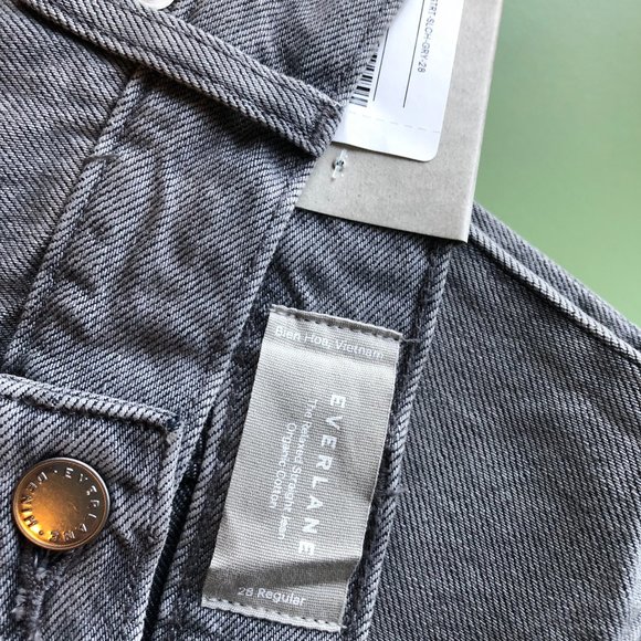 NWT Everlane size 28, 27.5" inseam light gray jeans - Picture 7 of 7
